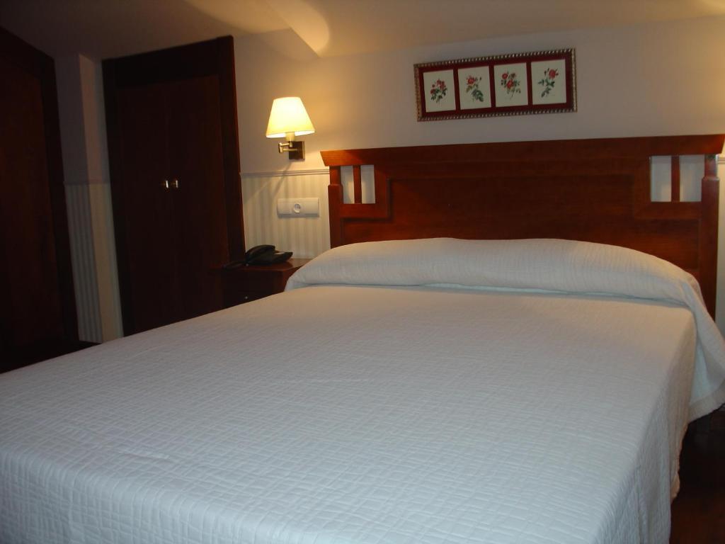 Hospederia El Fielato Otel El Burgo De Osma Oda fotoğraf